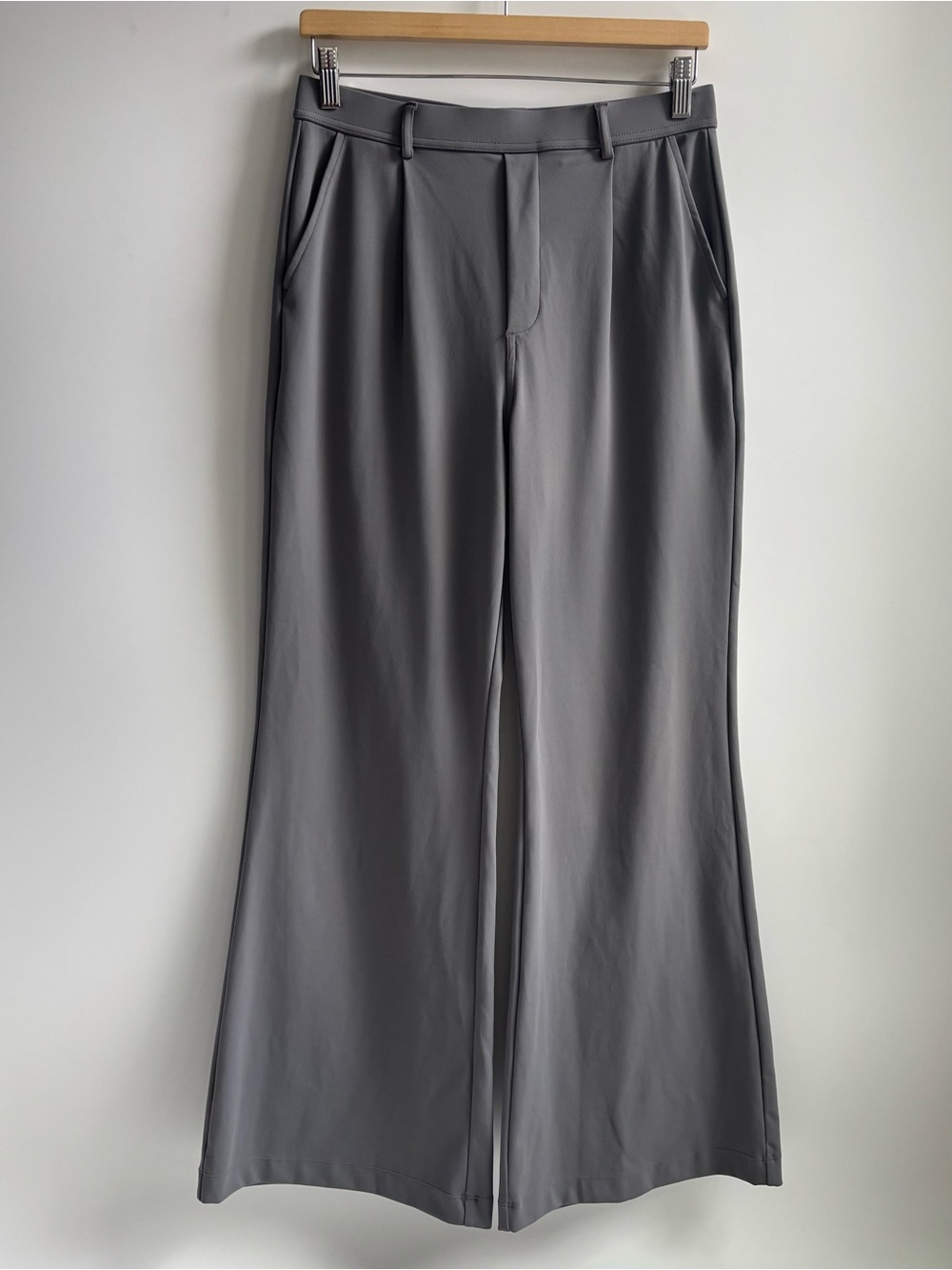 Halara Flex Day Stretch High Waisted Pocket Work Flare Pants Silent Storm Gray - Picture 2 of 16